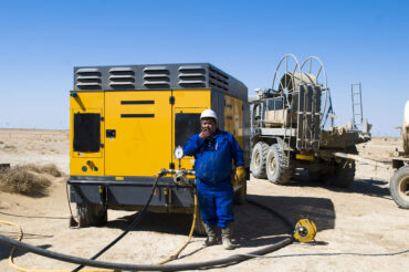 Rubberworx High Temp Wire Braid Air Hose 50031: The Best Choice for Bull Air Hoses in Construction & Equipment Rental